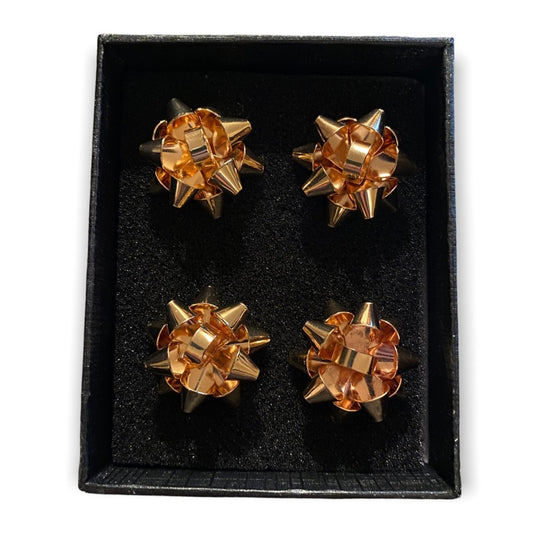 2 pairs of gold earrings view 2