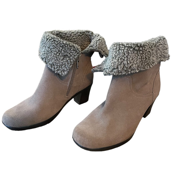 Shoe Collection with front photo of brown boots