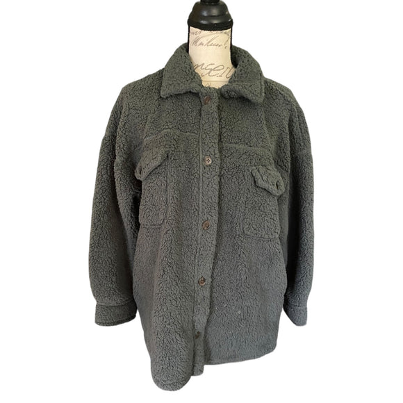 Front of 32 Degrees sherpa jacket 