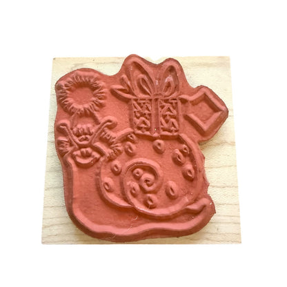 Penny Black Christmas XMas Snail Smiling 2993F Holiday Card Making Rubber Stamp