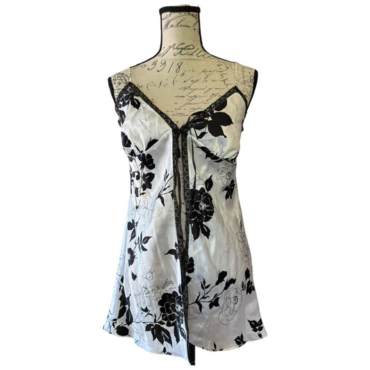 Victoria's Secret 2013 White Satin Black Lace Tie Front Babydoll Slip Medium