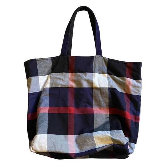 Front of tote