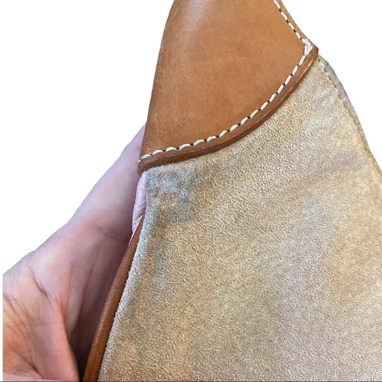 Marks on of pink Burberry crossbody purse 1