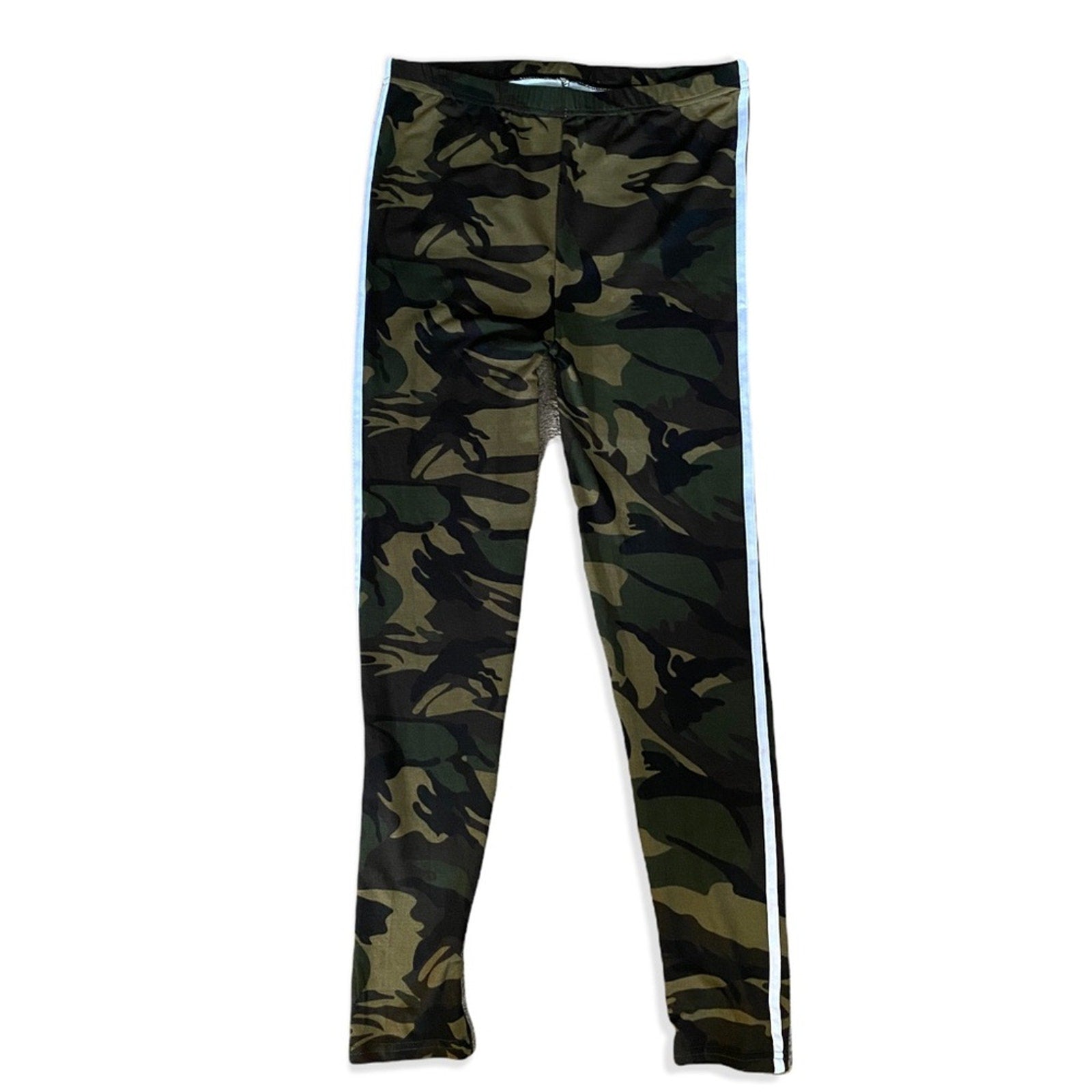 Camouflage leggings with a white stripe on a white background