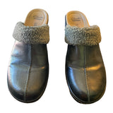 Front of black slip on clarks 