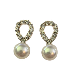 diamond pearl teardrop stud earrings