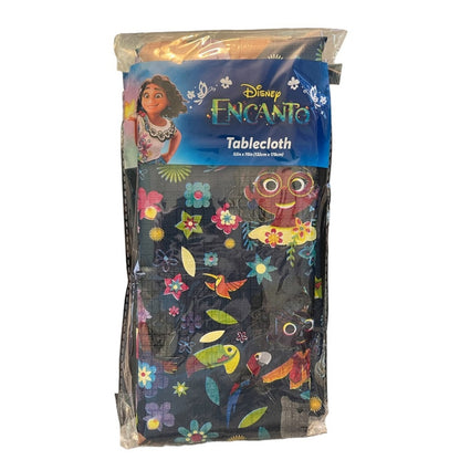 Tablecloth in package