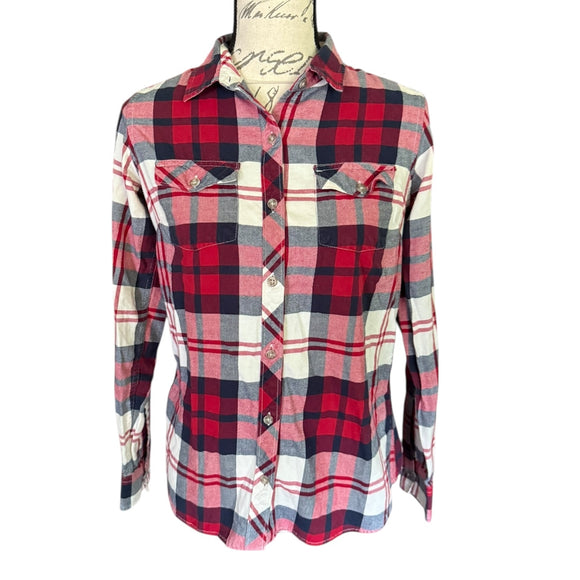Front of Plaid shirt on a mannequin with a white background