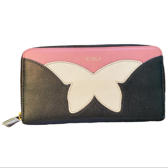 Front of wallet