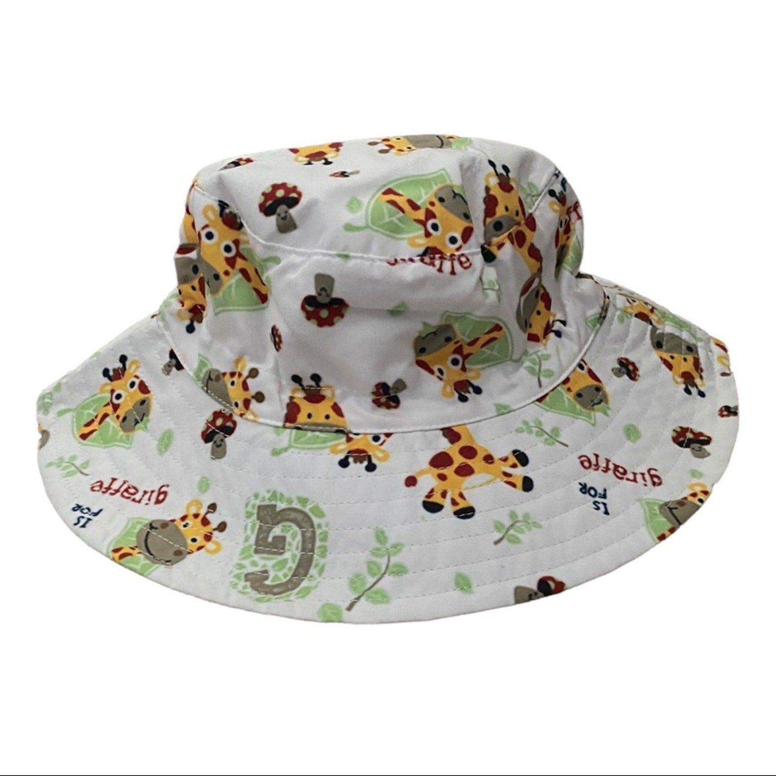 Children's sun hat with giraffe pattern on a white background