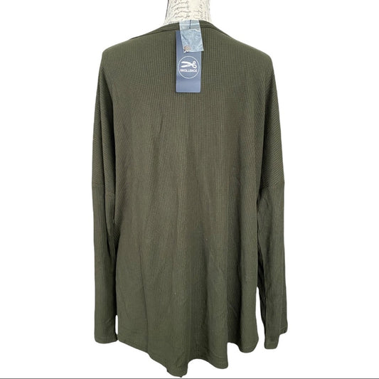 Back of Green long-sleeve shirt on a mannequin with a brand tag, on a white background