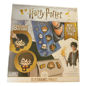 Front of Harry Potter pin box