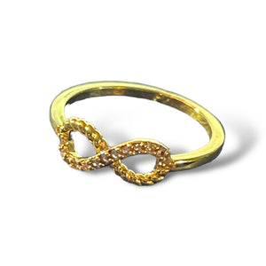Gold ring with CZ stones