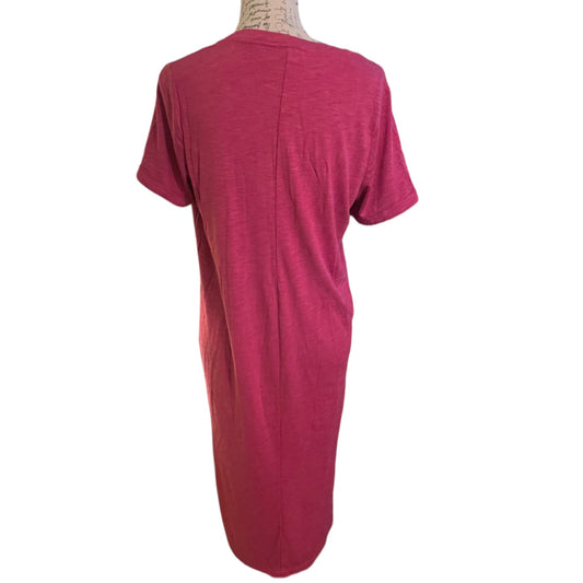 A short-sleeve t-shirt dress in a heathered red, displayed on a mannequin from the back against a plain white background.