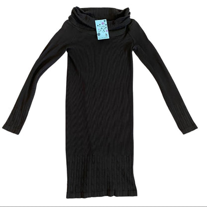 Dark green ribbed dress with a tag on a white background