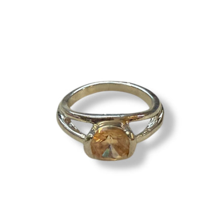 Light orange stone ring in silver front view 5