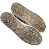 Bottom of shoes