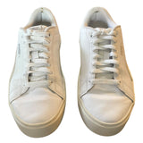 Front of shoes