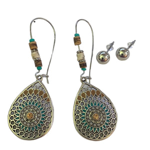 2 piece earring set