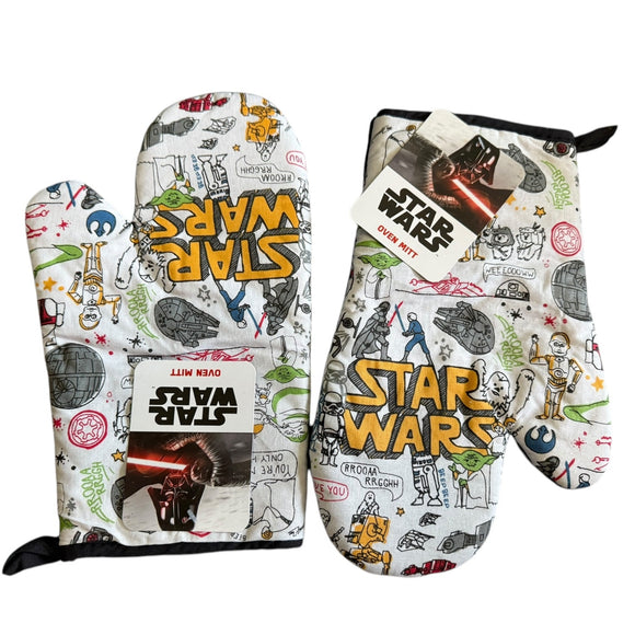 Front of oven mitts