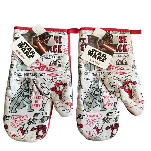 Front of oven mitts