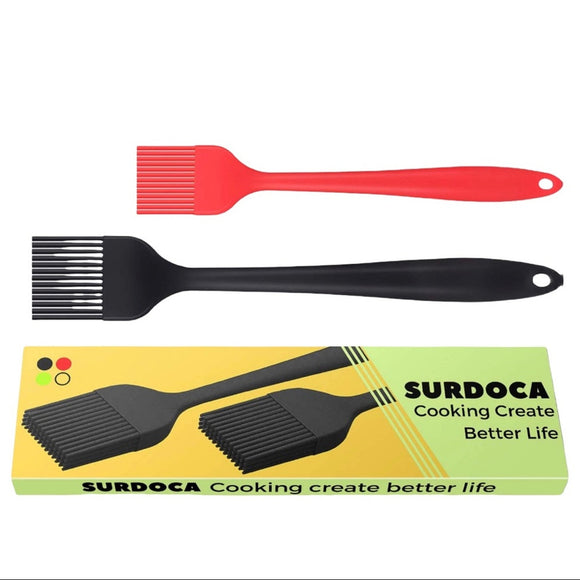 Set of 2 brushes and box