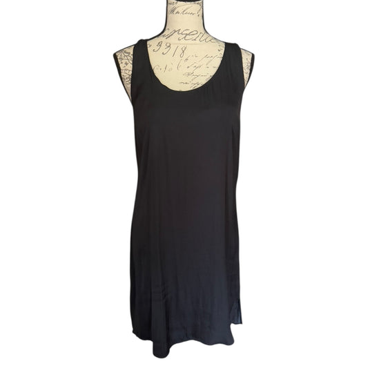Front of Black sleeveless dress on a mannequin with a white background