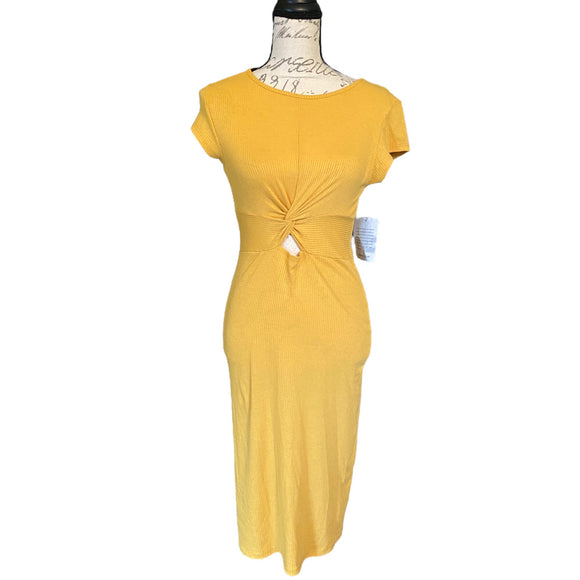 Front of yellow dress